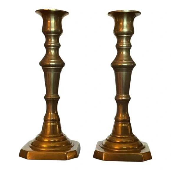 Elegant Vintage Brass Candlestick Holders Not Branded - Picture 2 of 6